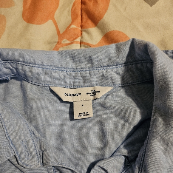 Old Navy Boyfriend Light Blue Button Down Shirt - Picture 6 of 6